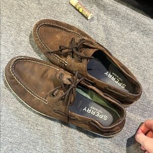 Sperry Brown Leather Boat Shoes with Moccasin Stitching